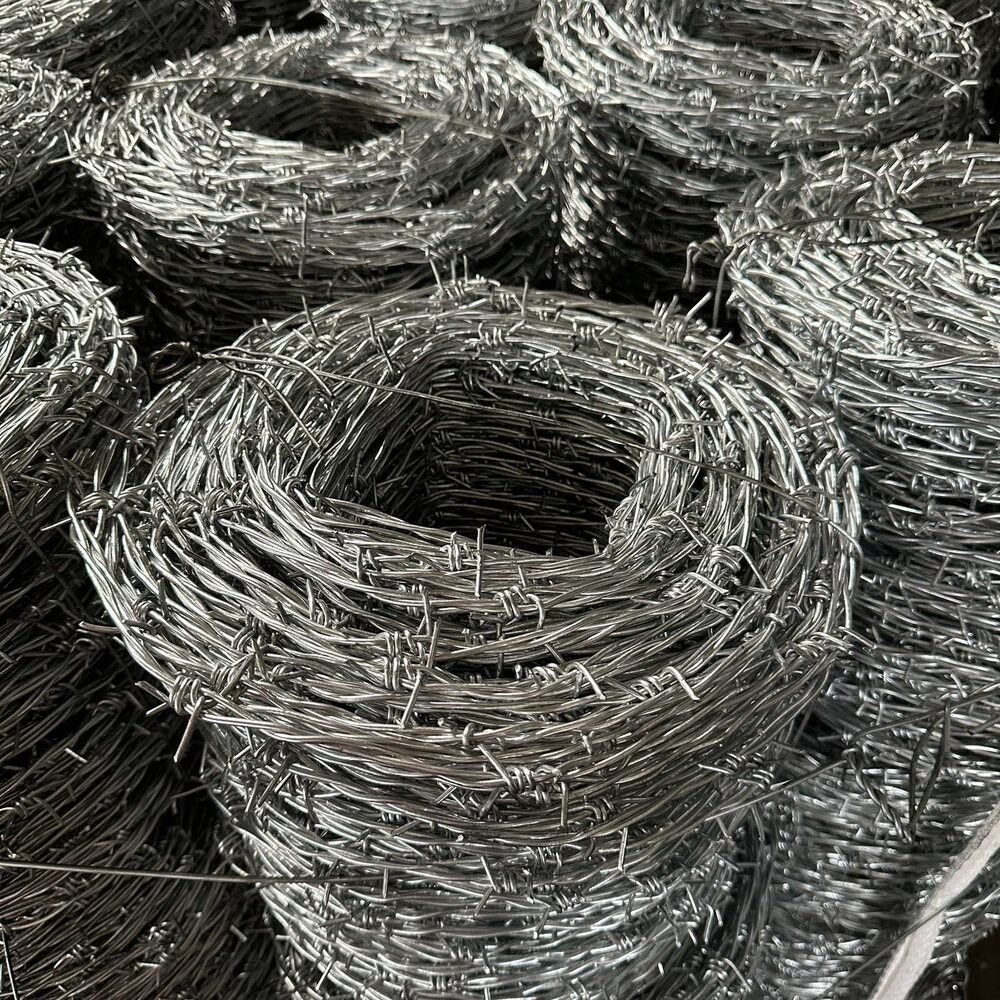 Galvanized barbed wire coils ready for wholesale supply